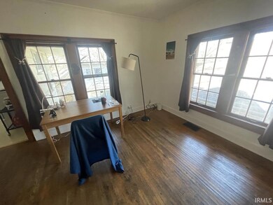 624 S Woodlawn Ave, Bloomington, IN 47401 - photo 2