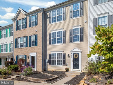 307 Frontier Fort Ln, Strasburg, VA 22657 - photo 2