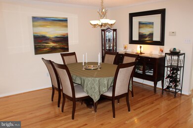 13108 Deer Path Ln, Germantown, MD 20874 - photo 4