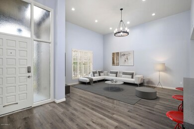 05_Entry_to_Living_Room4_final_mls