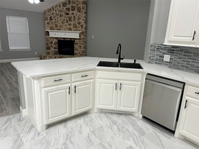 3038 Morning Star Dr, Little Elm, TX 75068 - photo 7