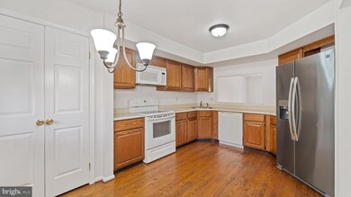 2804 Crestline Ct unit 2804, Glen Mills, PA 19342 - photo 5