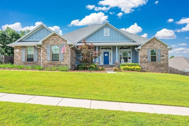 Welcome home to 305 Vale Loop!