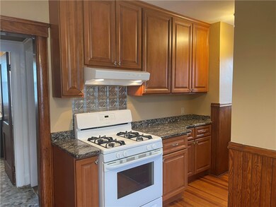 169 Francis Ave unit 2, Pawtucket, RI 02860 - photo 4