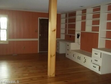 4088 Waynick Meadow Rd, Asheboro, NC 27205 - photo 7