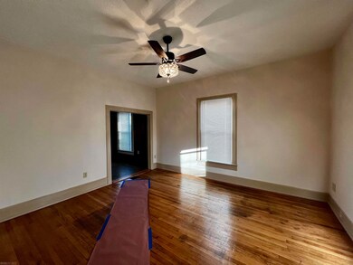 216 Lagrange St, Pulaski, VA 24301 - photo 4