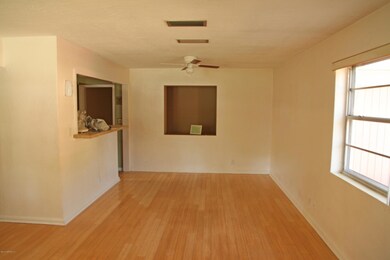 1018 front family room