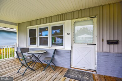 128 Greenmeadow Dr, Lutherville Timonium, MD 21093 - photo 2