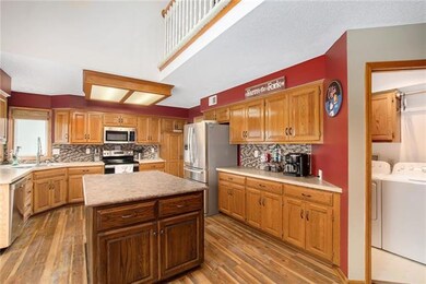 15644 W 83rd Terrace, Lenexa, KS 66219 - photo 7