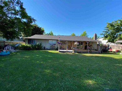1374 Lockhaven Dr NE, Keizer, OR 97303 - photo 2
