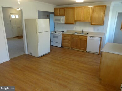 33163 Jackson Loop, Locust Grove, VA 22508 - photo 5