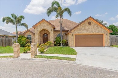 917 E Dorothy Cir, Pharr, TX 78577 - photo 2