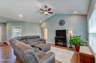007_3467 Weldon Dr