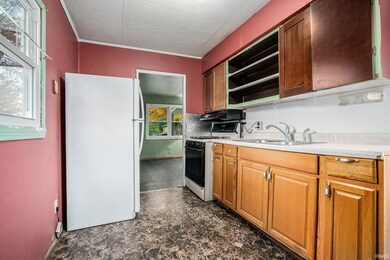 205 N Riverside Blvd, Goshen, IN 46526 - photo 6