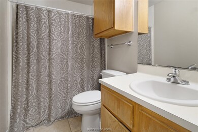 Unit B bathroom #1
