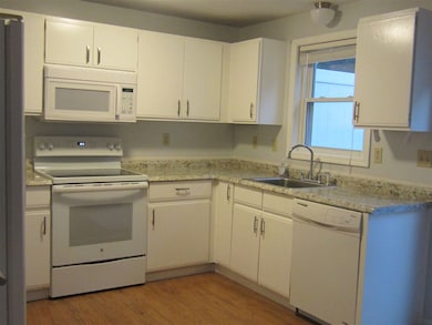 1025 S Mammoth Rd unit 4, Manchester, NH 03109 - photo 6