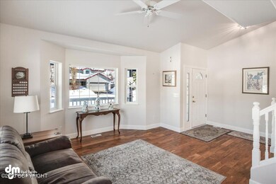 03-Living Room_ELI06295-Edit
