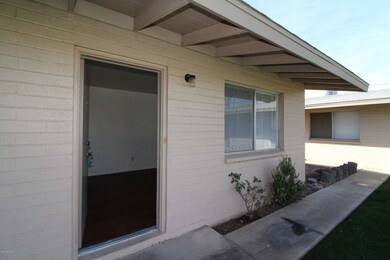 2012 S Granada Dr unit C, Tempe, AZ 85282 - photo 3