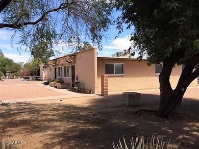 3.Front View Pic_5th St