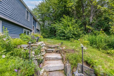 17 Hawthorn Cir, Scarborough, ME 04074 - photo 5