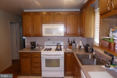 9116 4th St, Lanham, MD 20706 - photo 6