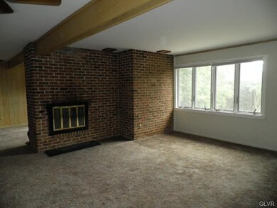 313 N Ott St unit 319, Allentown, PA 18104 - photo 3