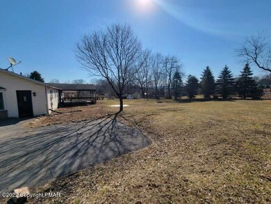 104 Meadow Run Ln, Stroudsburg, PA 18360 - photo 3