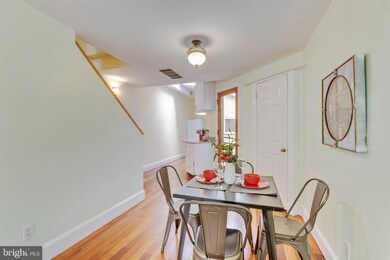 2010 Fountain St, Baltimore, MD 21231 - photo 7