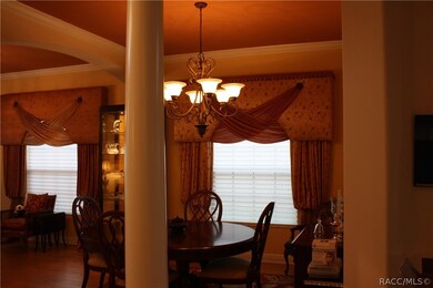 Spectacular Dining Rm