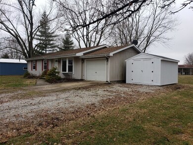 14233 N South Shore Dr, Effingham, IL 62401 - photo 2