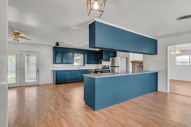 150 Lynn Dr, Lumberton, TX 77657 - photo 5