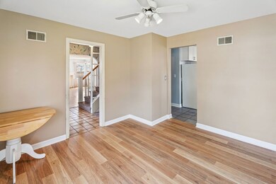 220 W Fremont Ave, Elmhurst, IL 60126 - photo 7