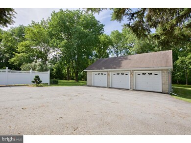 311 Barneston Rd, Glenmoore, PA 19343 - photo 3