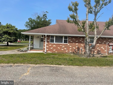 122 Elmtowne Blvd, Hammonton, NJ 08037 - photo 2