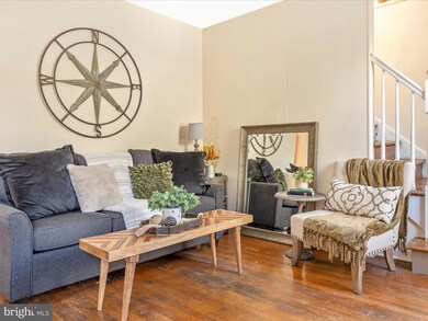 1129 Beechwood Dr, Hagerstown, MD 21742 - photo 6