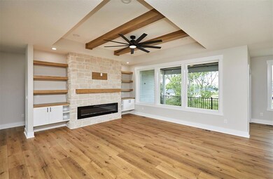 14417 Catalpa Dr, Urbandale, IA 50323 - photo 3