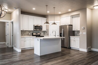 902 S 2610 E, Spanish Fork, UT 84660 - photo 5