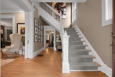 123 E Deshler Ave, Columbus, OH 43206 - photo 4