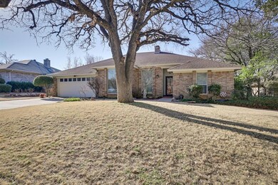 309 Marseille Dr, Hurst, TX 76054 - photo 2