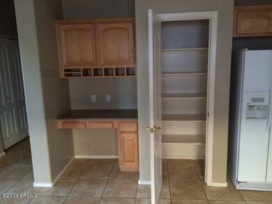 Pantry-Desk