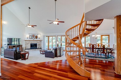 28 Ladwood Dr, Holmdel, NJ 07733 - photo 2