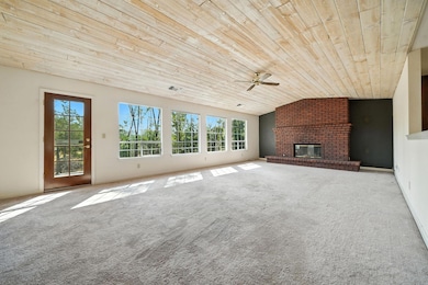 16593 Vladimir Ct, Redding, CA 96001 - photo 2