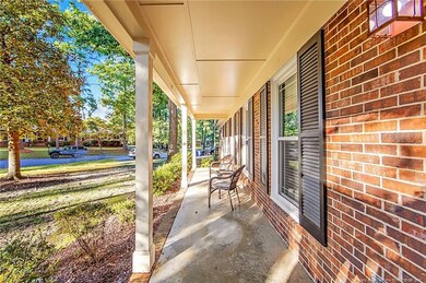 336 Oberlin Ct, Fayetteville, NC 28303 - photo 4