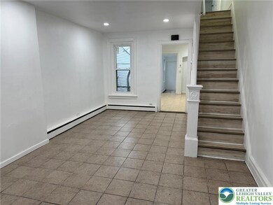 538 N New St, Allentown, PA 18102 - photo 2