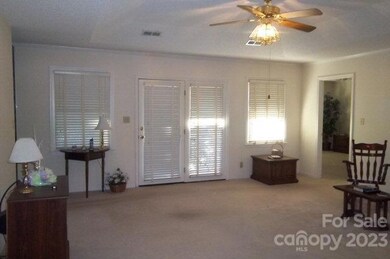 306 Hidden Creek Cir, Salisbury, NC 28147 - photo 2