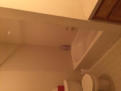 17 Bridgepointe Dr unit 208, South Amboy, NJ 08879 - photo 6