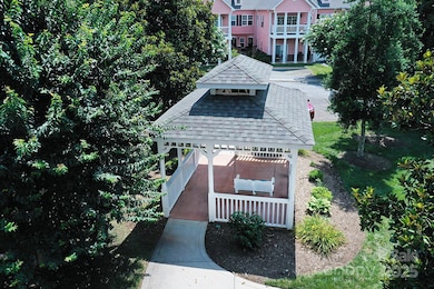 1384 21st Ave NE, Hickory, NC 28601 - photo 5