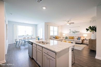 5 - Aria by DR Horton-Kitchen LV