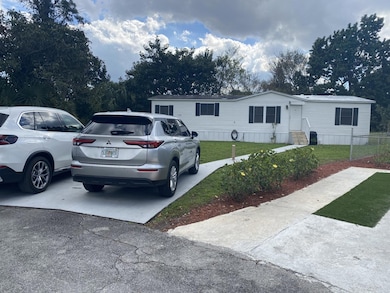 1531 Drexel Rd, West Palm Beach, FL 33417 - photo 2