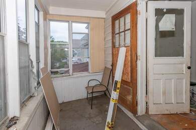 24 Elm St, Schenectady, NY 12304 - photo 6